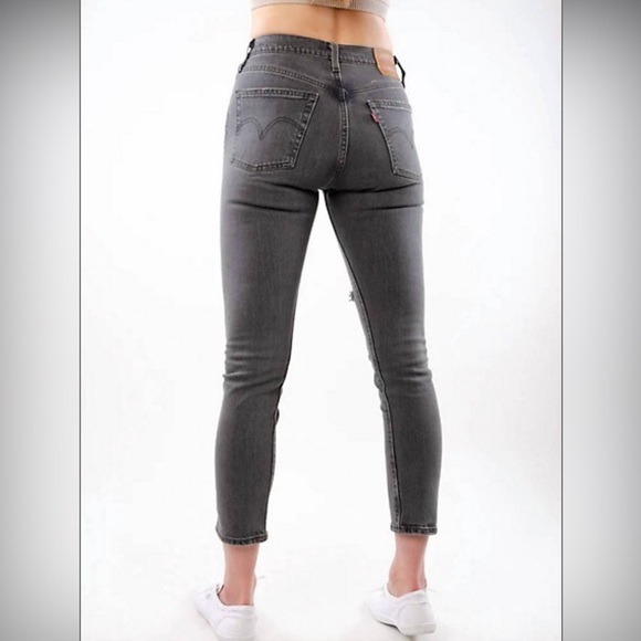 🌸Levi’s 501 Skinny Jeans - Picture 3 of 8